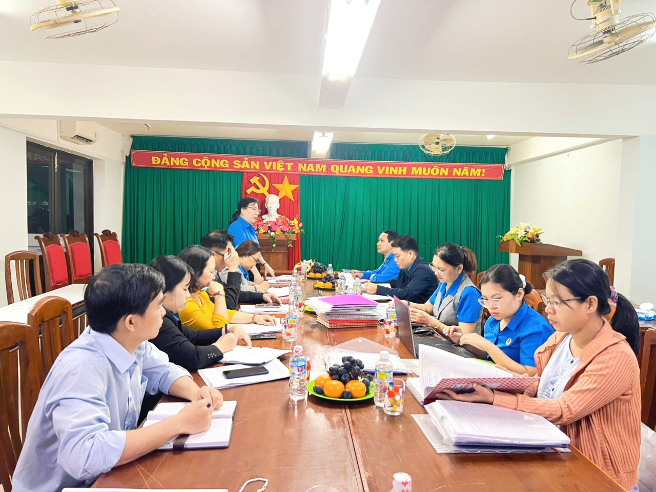Liên đoàn Lao động thành phố tiếp và làm việc với Đoàn kiểm tra Liên đoàn Lao động tỉnh Bình Định