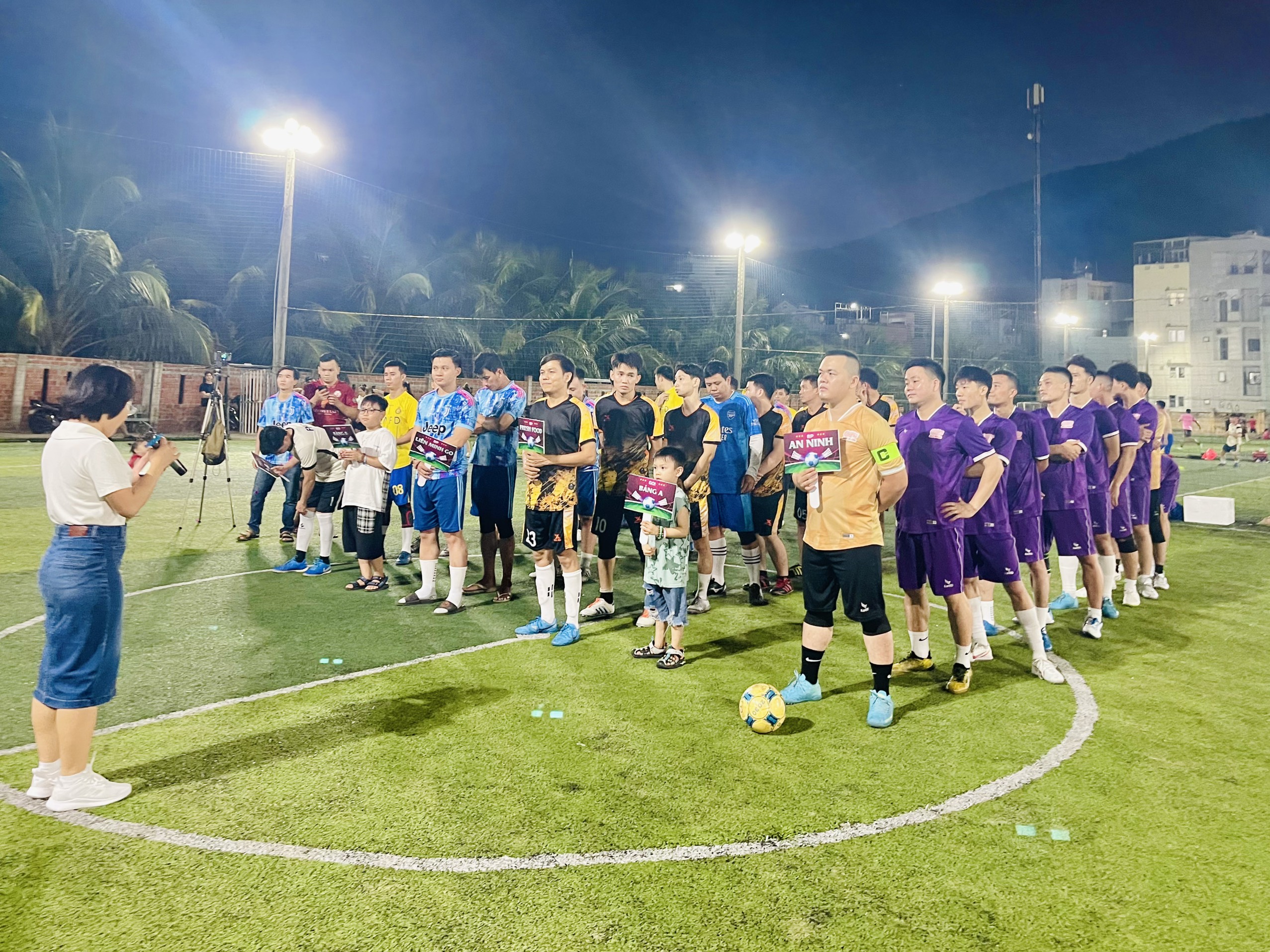 CĐCS Siêu thị GO Quy Nhơn tổ chức Giải bóng đá mini nam