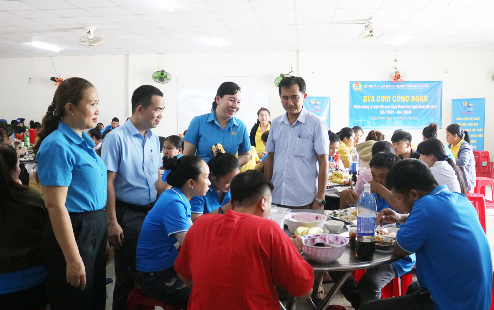 200 đoàn viên, người lao động Chi nhánh Công ty TNHH Kiyokawa Việt Nam tham gia “Bữa cơm công đoàn”