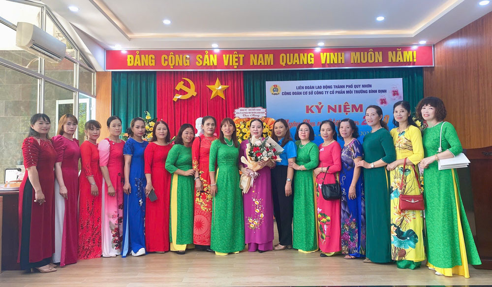 CĐCS Công ty CP Môi trường Bình Định tổ chức kỷ niệm 94 năm Ngày thành lập Hội LHPN Việt Nam